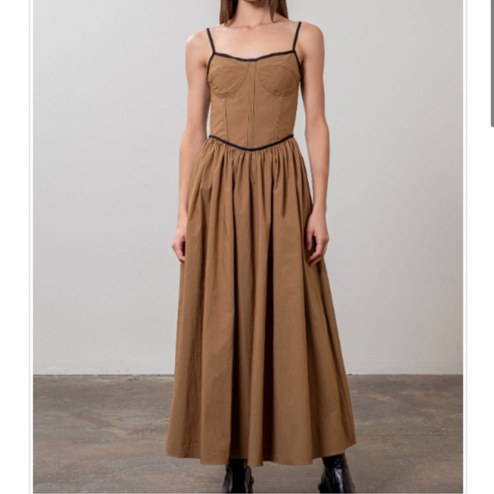 Chic Tan Maxi Dress with Black Accents